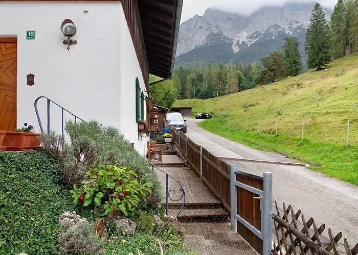 Ferienwohnung Alpspitznest
